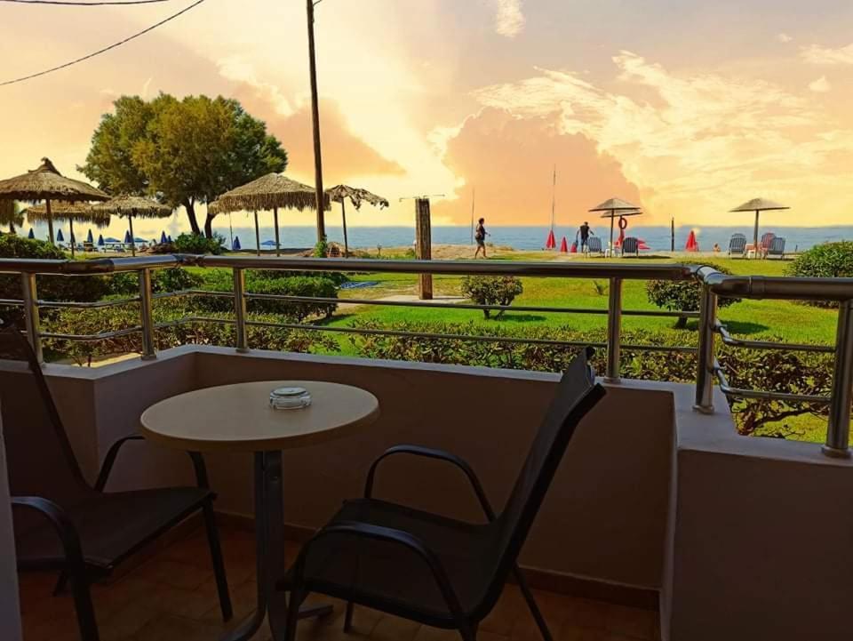 Hotel Mary Platanés 外观 照片
